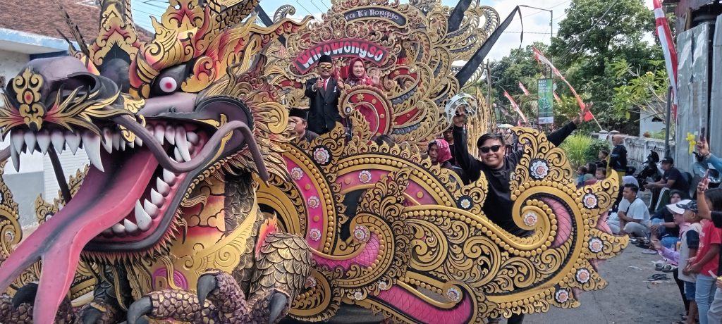 Meriahnya Karnaval HUT RI ke 79 di Desa Wirowongso